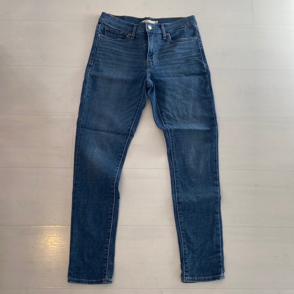 Levi’s 311 - women’s shaping skinny Jean. 29. - Picture 1 of 7